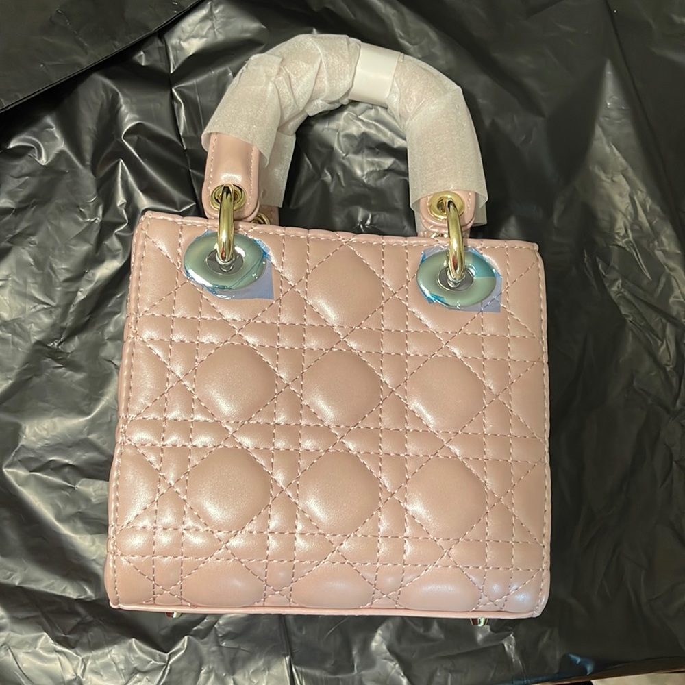 Crossbody bag mini.